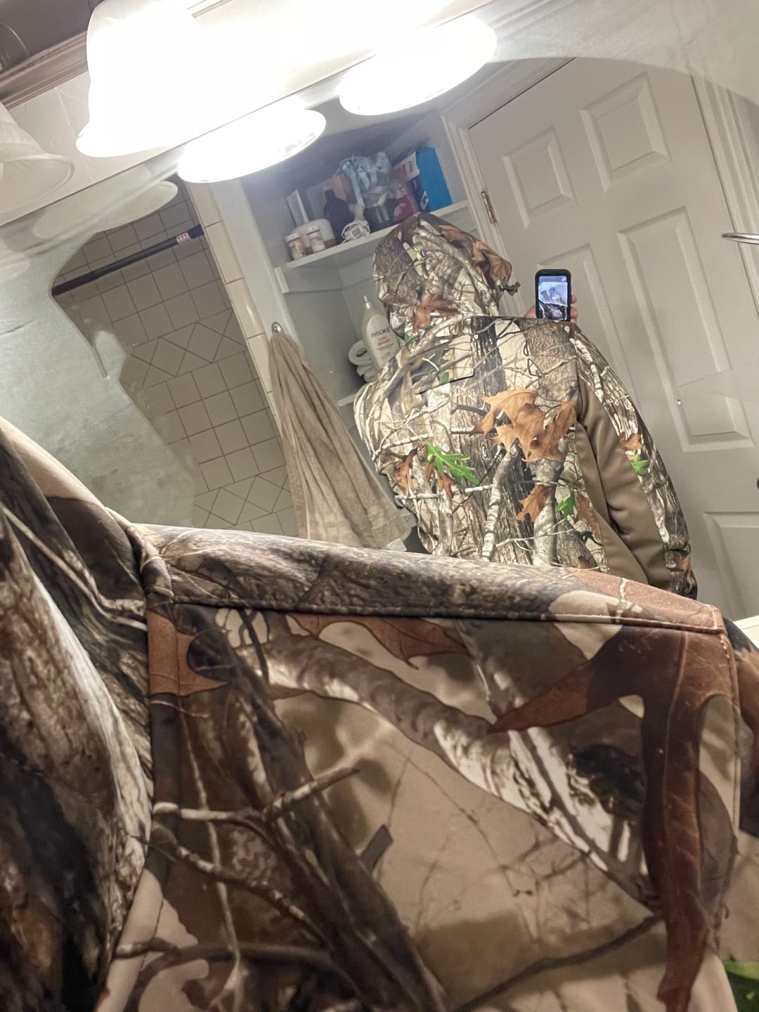 Customer photo review of TideWe Men's Hunting Clothes,Silent Water Resistant Camo Hunting Suits