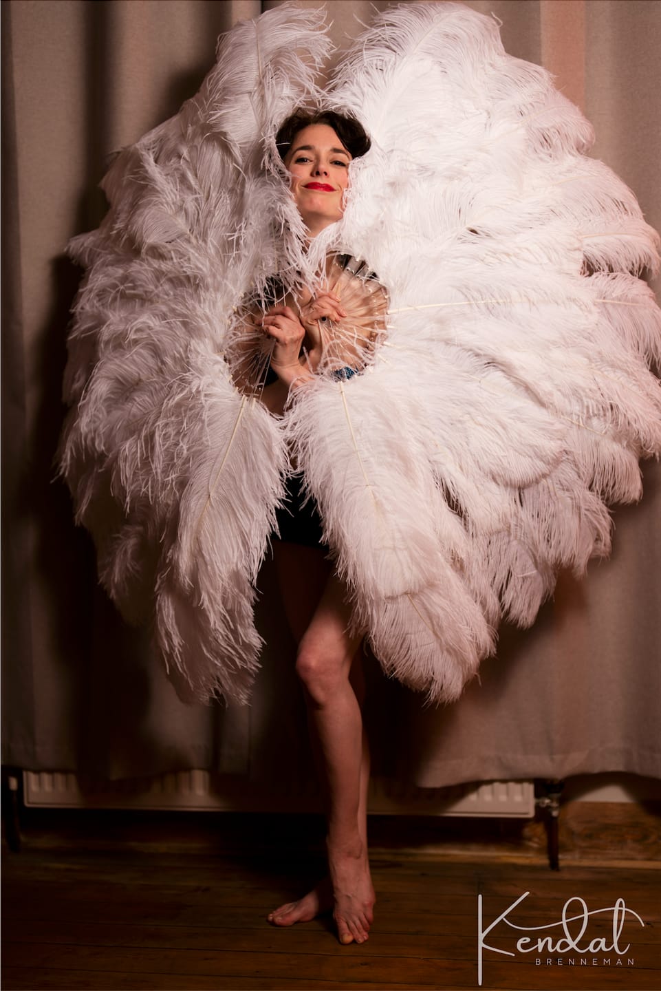 Customer photo review of Custom colors Advanced 180 DEGREE FULL OPEN XL 2 layers Ostrich Feather Fan 34"x 68"