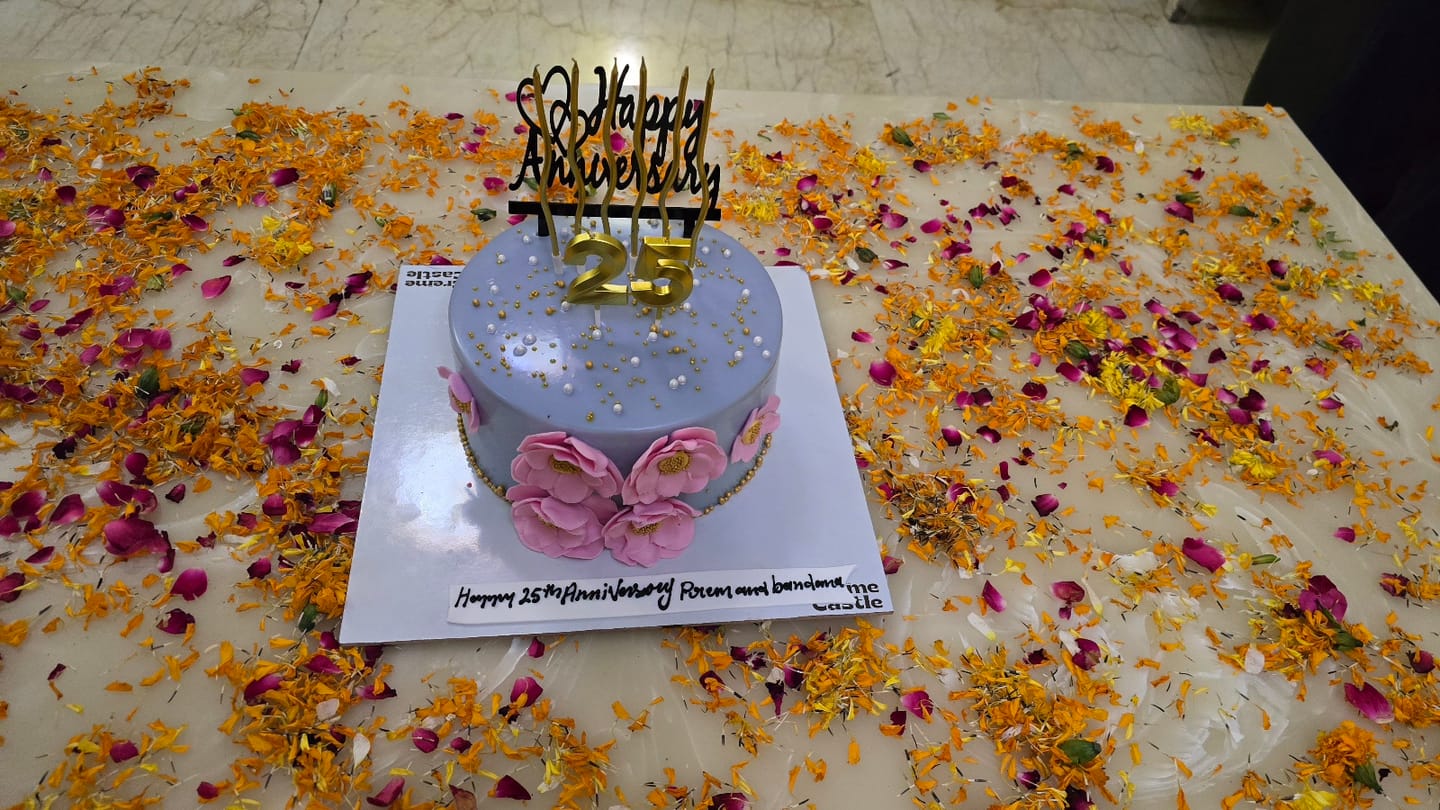 Customer photo review of Floral Purple Cake
