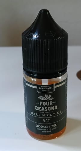 Customer photo review of Caramel Butterscotch Classic TF 100ml Vape Juice - Free Noms