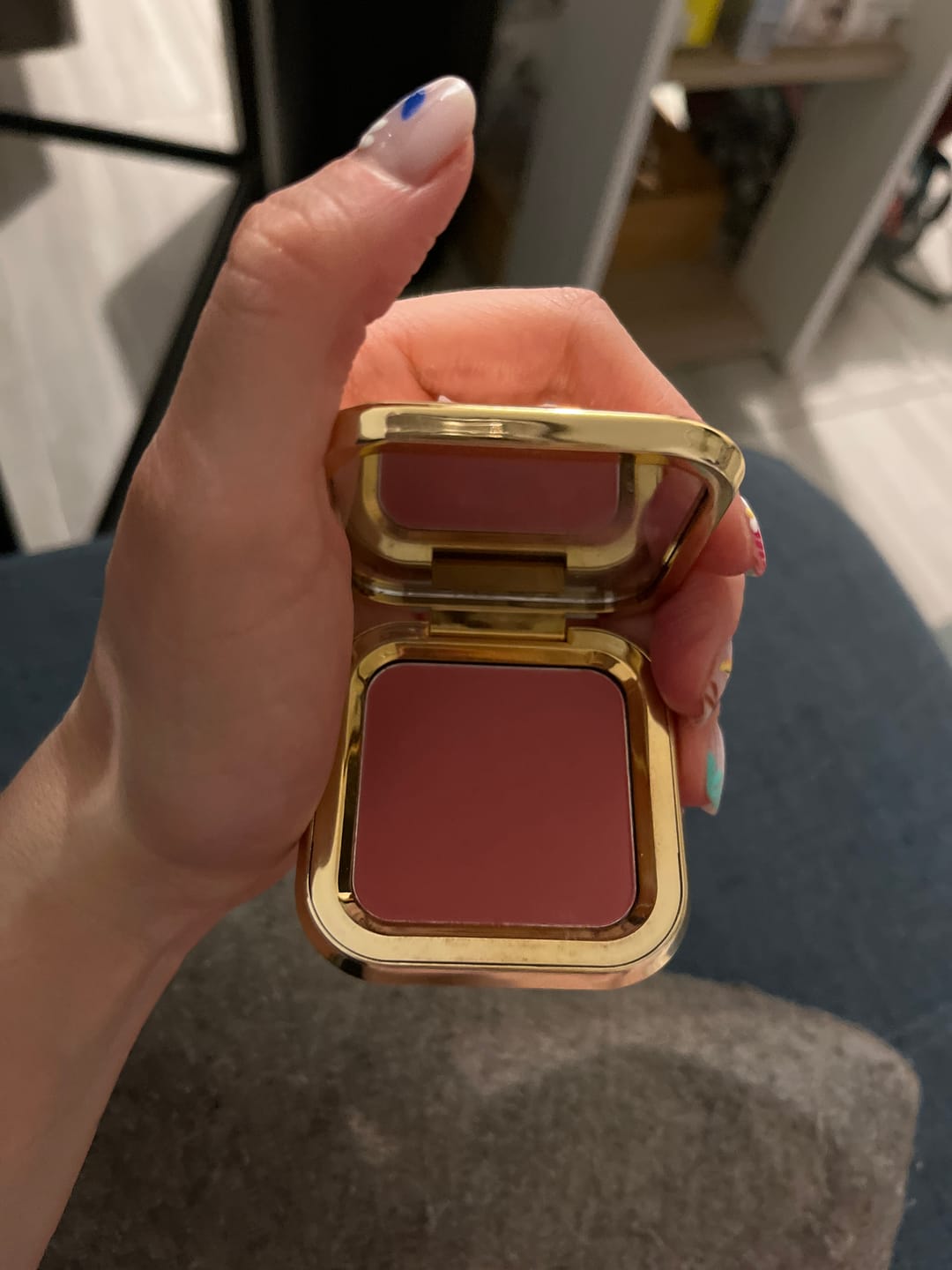 Customer photo review of RUBORES COMPACTO 1ST SCENE