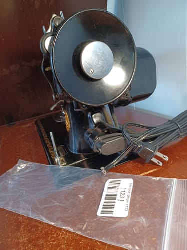 Customer photo review of Lead Cord, Singer #123