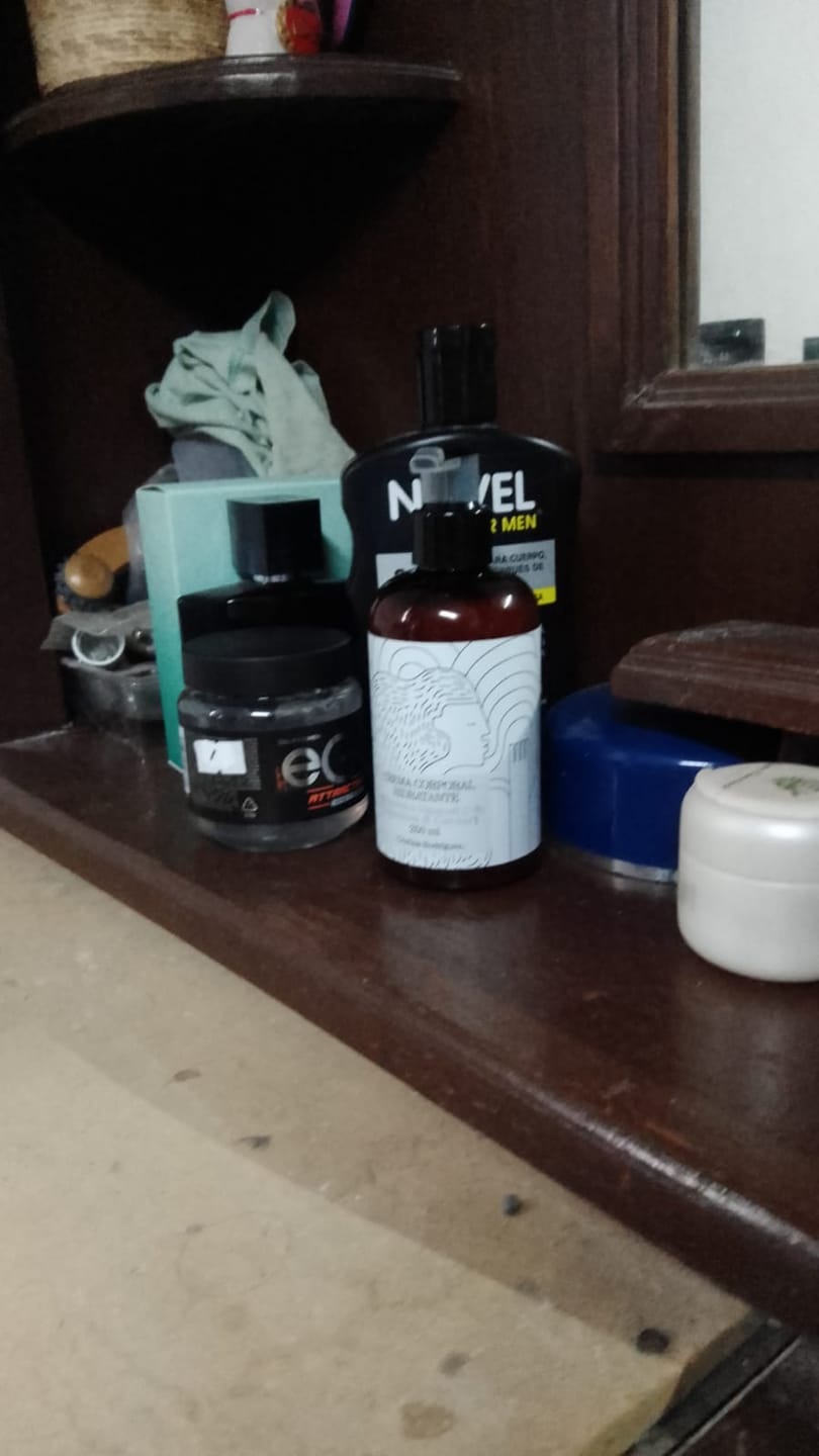 Customer photo review of Crema Corporal Reparación Intensiva
