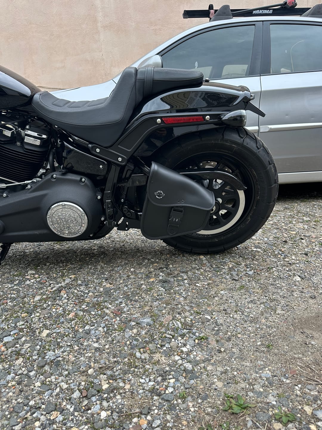 Customer photo review of 3L - Digilock Motorcycle Swingarm Bag for Harley Softail