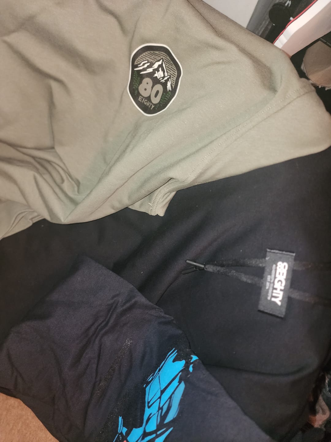 Customer photo review of 80Eighty® HQ Hoodie