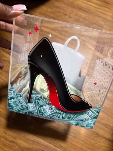 Customer photo review of Luxe Red | $10k Smashbox