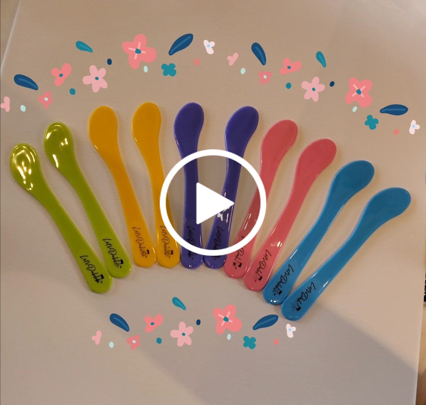 Customer video review of Dabble Paint Scoops - 10 pack