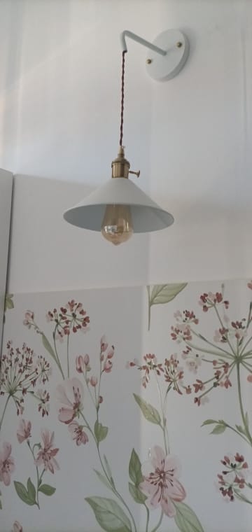 Customer photo review of Arandela de Parede Industrial Macarrons Com Lâmpada