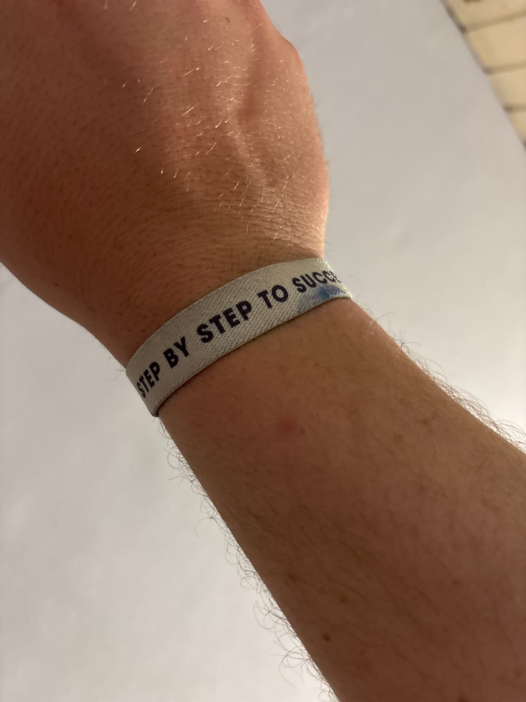 Customer photo review of Breathe, Explore, Repeat - Elastisches Armband