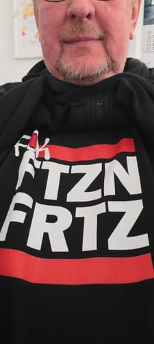 Customer photo review of PREMIUM SHIRT BUBEN • FCK FTZN FRTZ - dunkel