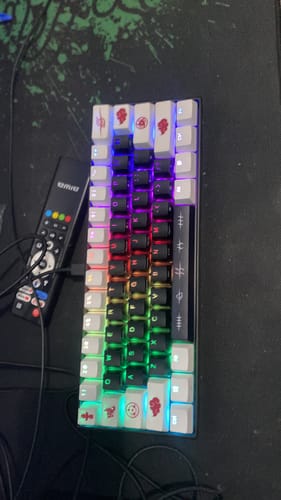 Customer photo review of Teclado Naruto Checkpoint KX-400 Akatsuki USB, Mecánico, RGB