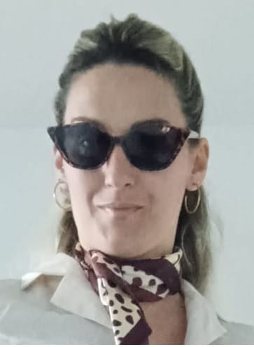 Customer photo review of Lunettes de soleil de plage à monture transparente rétro
