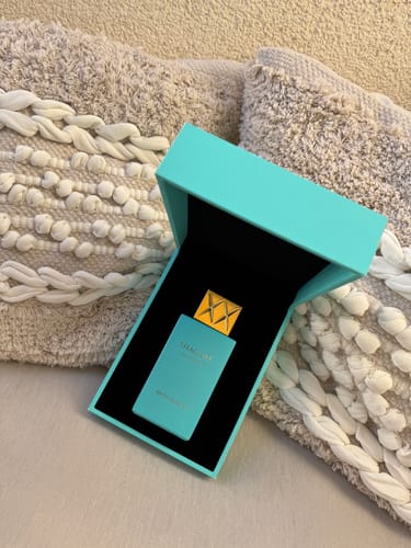 Customer photo review of Swiss Arabian Shaghaf Oud Tonka Eau de Parfüm 75ml