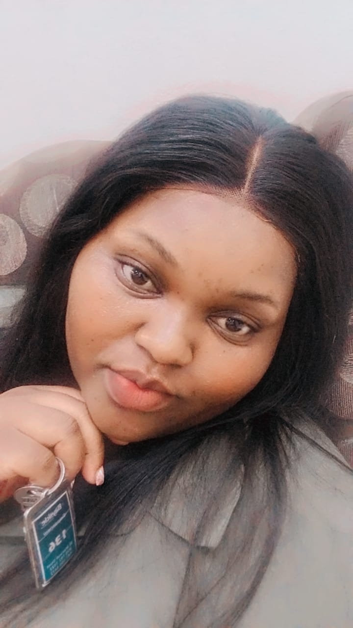 Customer photo review of Brazilian 4x4 Lace Wig - Straight