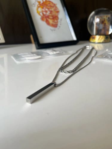 Customer photo review of Minimal Bar Necklace (V2) Silver