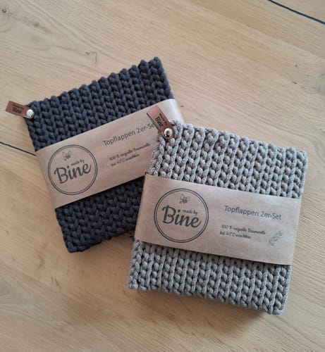 Customer photo review of Personalisierte Labels mit Chicago Screws - Kunstleder-Label mit Schrauben