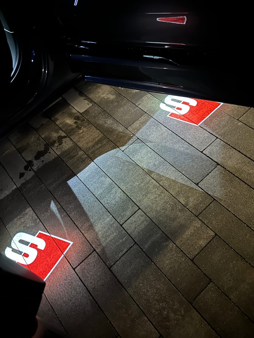 Customer photo review of AUDI DOOR LIGHTS