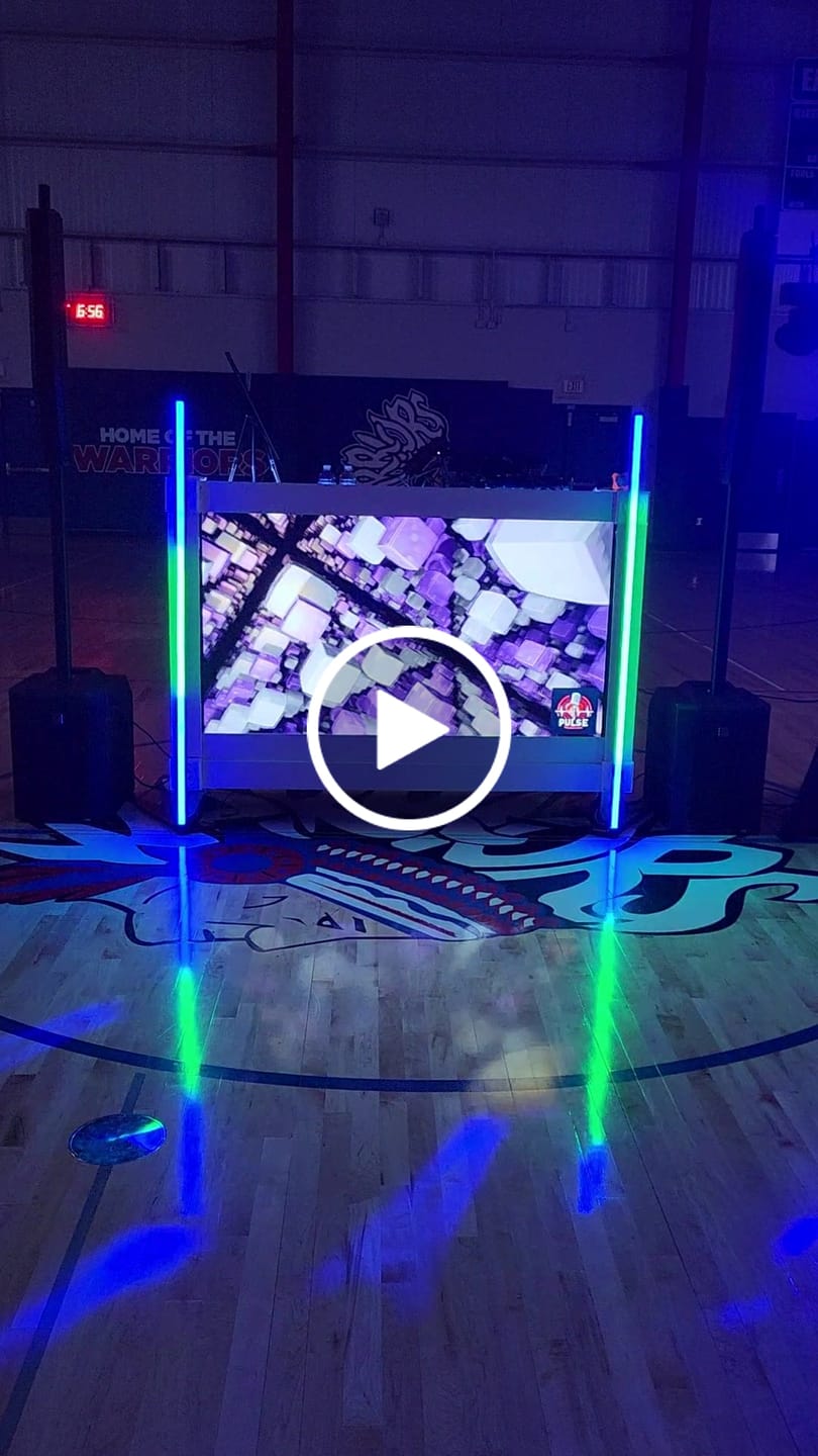 Customer video review of Acrylic Transparent Cover | L2 17" Holographic Fan