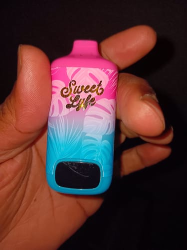 Customer photo review of 7.5ML Disposable - Live Resin • THC Blend - Miami Lyfe Haze - Sativa