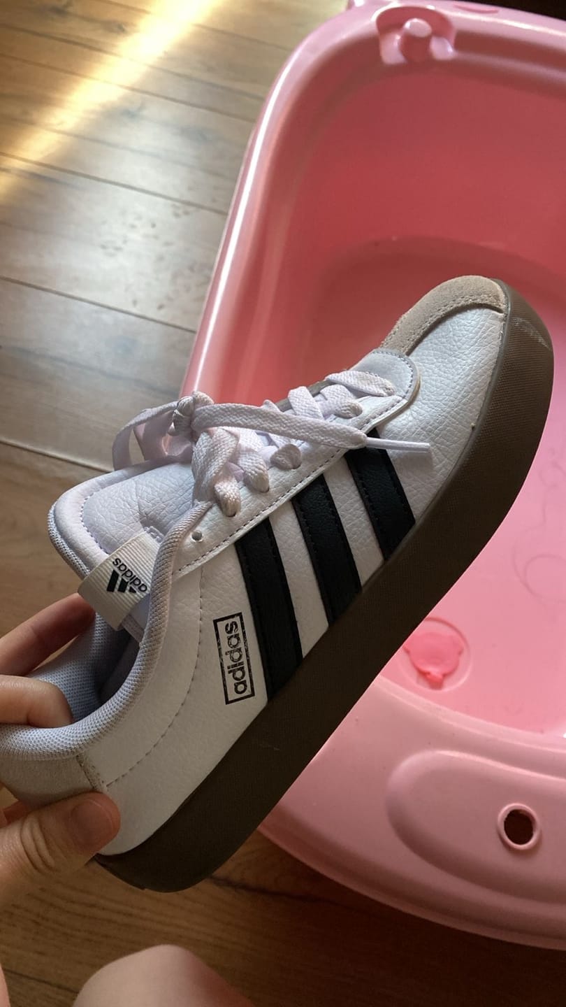 Customer photo review of Zapatilla Adidas Vl Court 3.0 Mujer Blanco