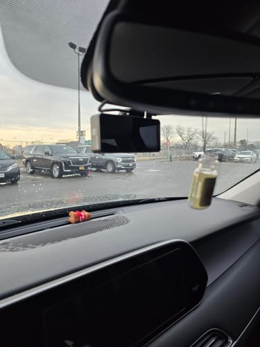 Customer photo review of F77 STARVIS 2 4K+4K Dual IMX678 Voice Control 5.8GHz High Speed WIFI Dash Cam