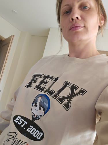 Customer photo review of Cute KPOP Member Cartoon Printed Sweatshirt