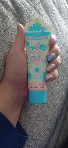 Customer photo review of P. Louise A Helping Hand, Hand Cream