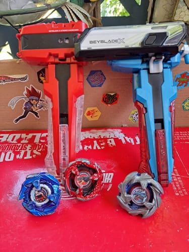 Customer photo review of [Pre-Order Lot 2 APR 22nd] Takara Tomy Beyblade X BX-41 Rubber Custom Grip Gunmetal Ver