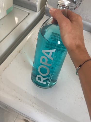 Customer photo review of Detergente de ROPA hipoalergénico