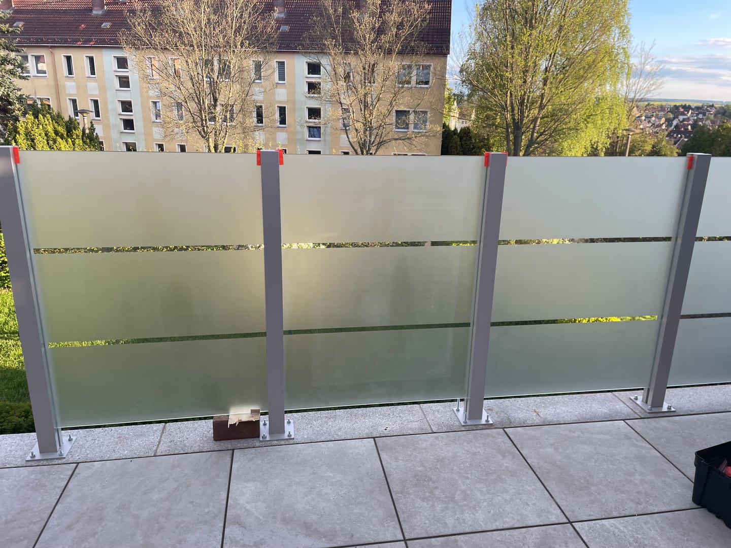 Customer photo review of Sichtschutz Glas - Windschutz - Glaszaun Streifen PG6