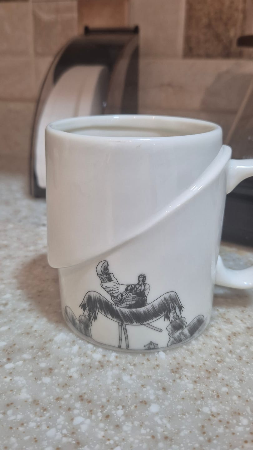 Customer photo review of Shishi Sonson Zoro Sliced In Half Mug