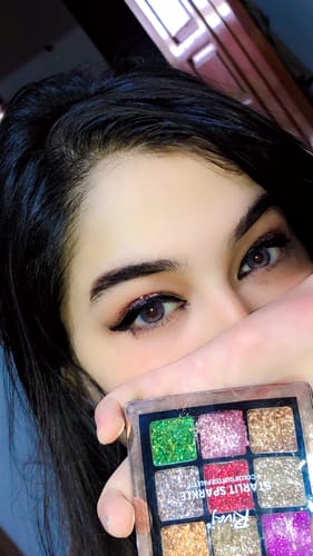 Customer photo review of Starlit Sparkle Glitter Palette