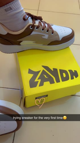 Customer photo review of SPENCER Peanut Brown Men's casual sneaker