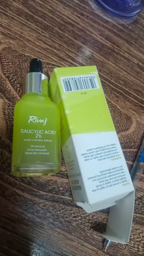 Customer photo review of Salicylic Acid 2% Acne Control Face Serum 30ml