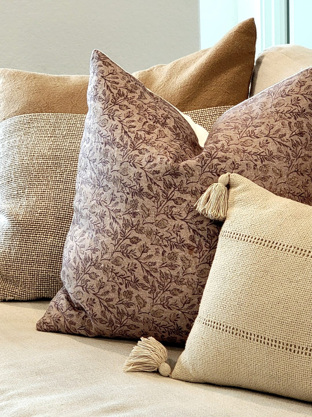 Customer photo review of Faye - 18" | 22"