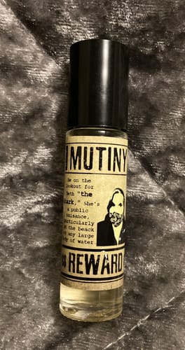 Customer photo review of Mutiny