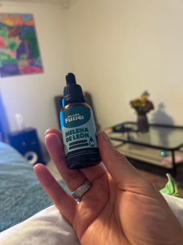 Customer photo review of Melena de León Cápsulas + Gotas - Extracto Ultra Concentrado