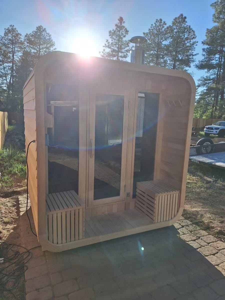 Customer photo review of SAUNASNET® Outdoor Wood Sauna Room Square 05