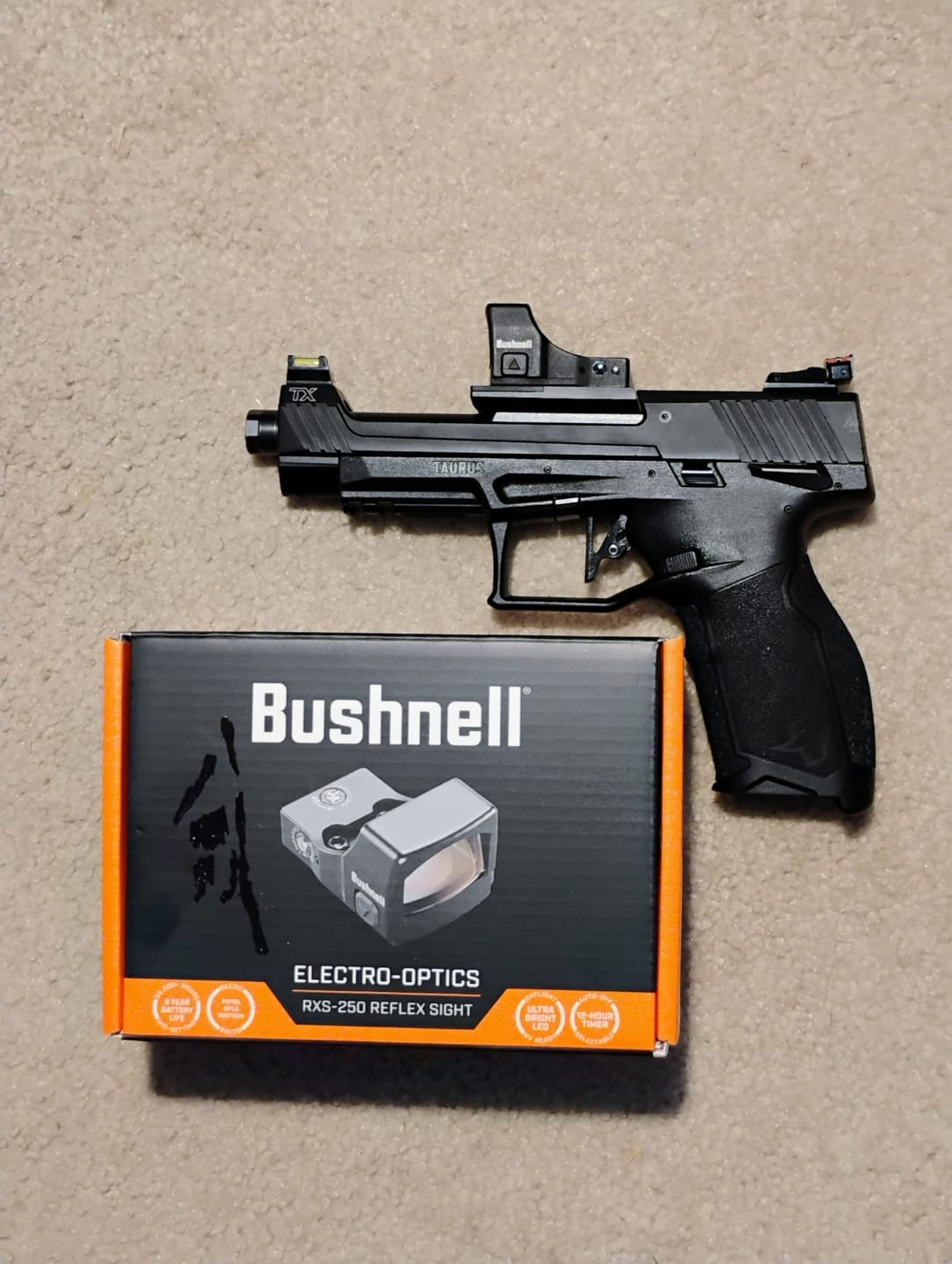 Customer photo review of Bushnell RXS 250 Reflex Sight 50,000 Hour Battery, Waterproof Dustproof