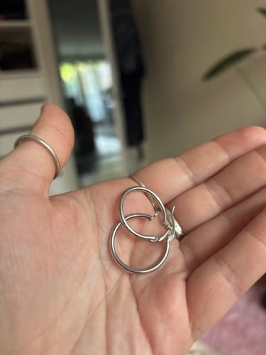 Customer photo review of 23 mm Hoops - Silver