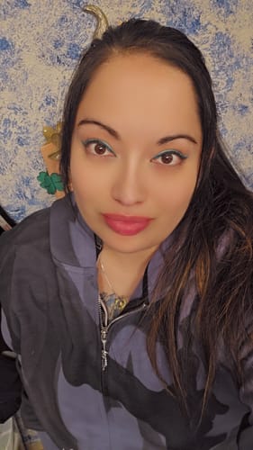 Customer photo review of Light Blue Jinwoo Silhouette Zip-Up Hoodie (Solo Leveling)