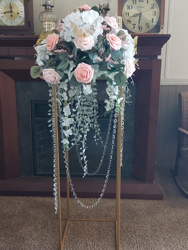 Customer photo review of Clearance Sale 25pcs Faux Rose Stems Ideal for DIY Arrangements Wedding Party Decor