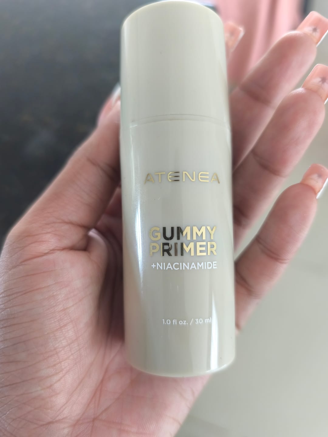 Customer photo review of GUMMY PRIMER CON 4% DE NIACINAMIDA
