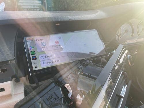 Customer photo review of 12.3'' Ultra CarPlay Android Auto Linux screen for BMW 5er F10 F11 (2011-2016)