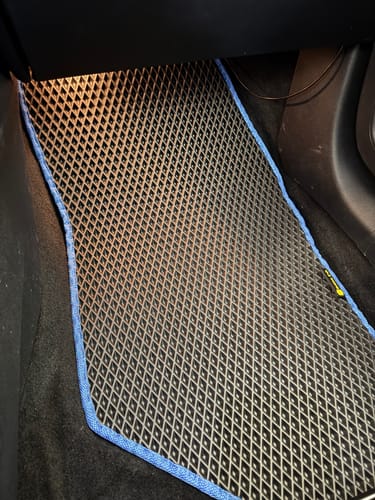 Customer photo review of Dywaniki samochodowe na zamówienie - Przód