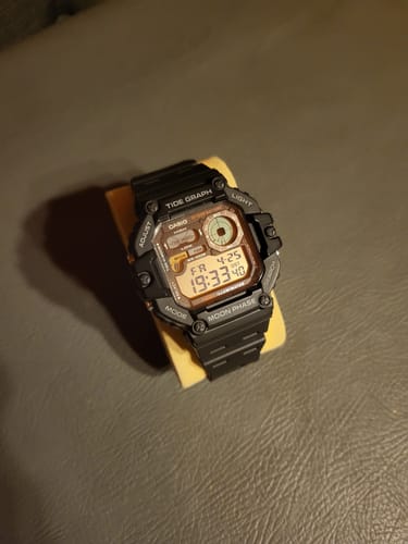 Customer photo review of Reloj Casio Vintage WS-1700H-1AV Tide Graph Moonphase