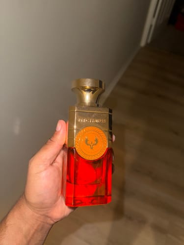 Customer photo review of Electimuss Caspian Cherry