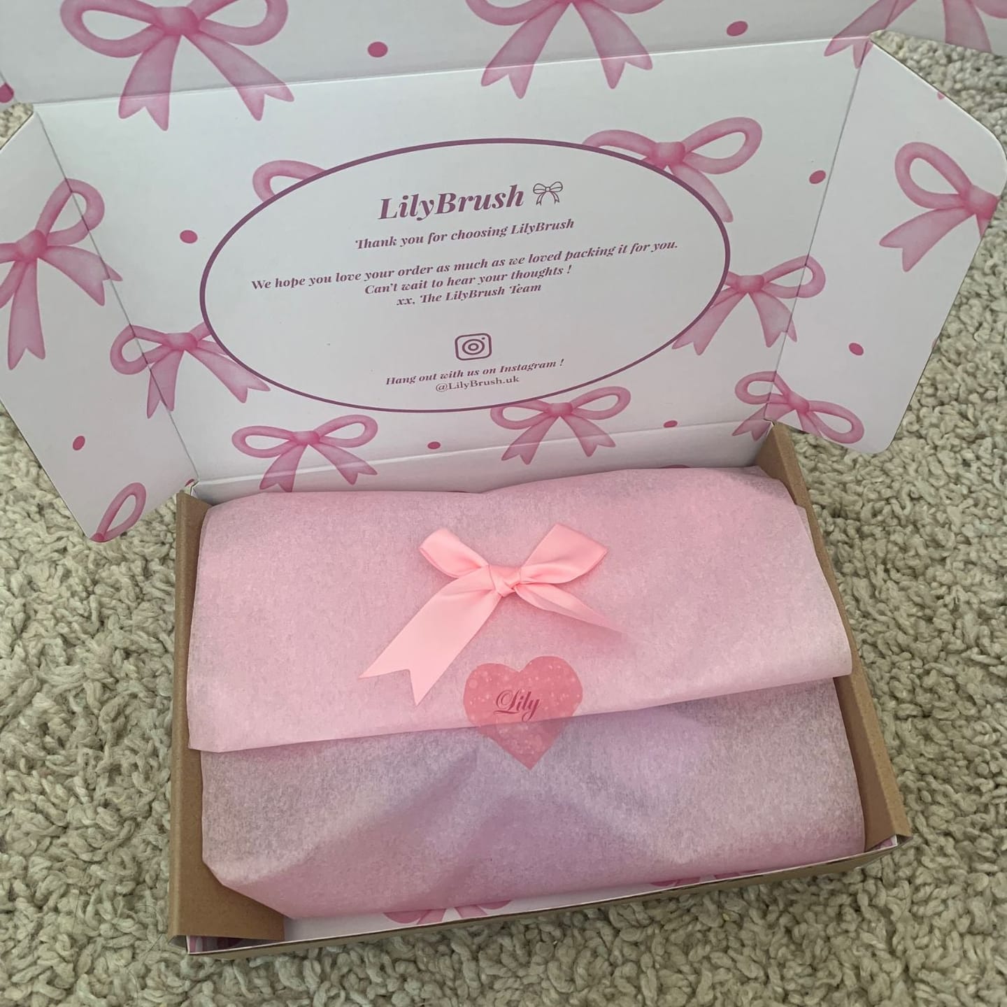Customer photo review of Daily Detangling Magic Brush Set