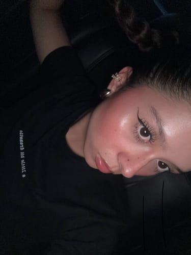 Customer photo review of RUBOR EN DÚO ALLURE CREMA Y POLVO COMPACTO