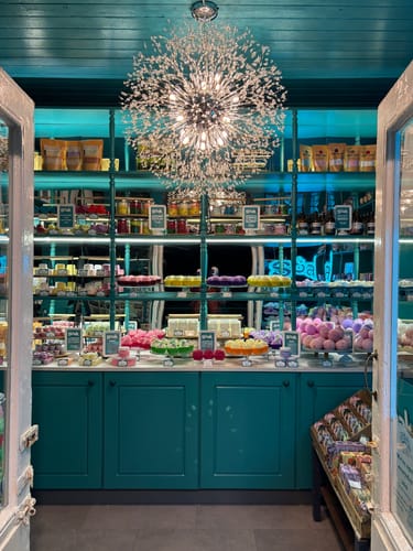 Customer photo review of 16-Light Oversized Luxury Sputnik Firework Chandelier